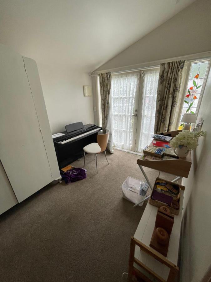 Pretty In The Wood With Wifi Apartment Nelson Exterior photo